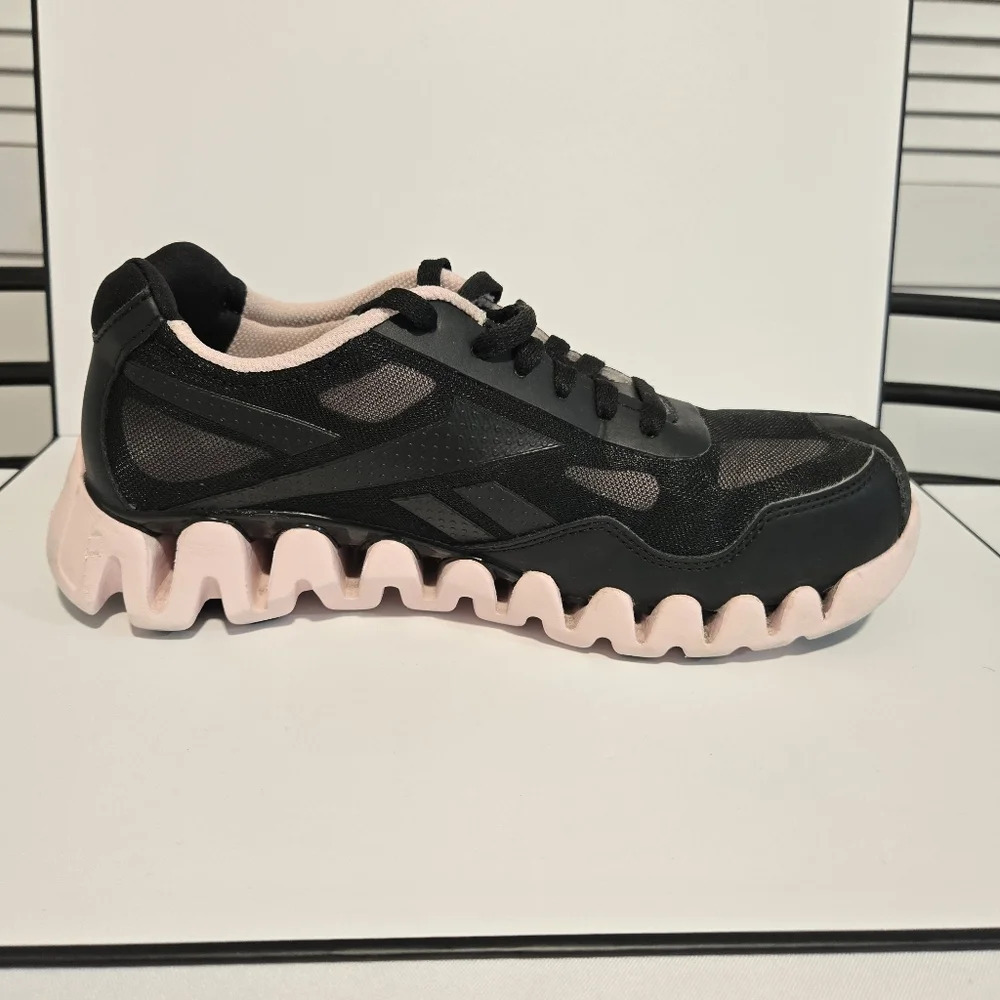 Reebok Zig Kinetica Steel Toe Sneakers – Durable and Dynamic - Picture 4 of 9